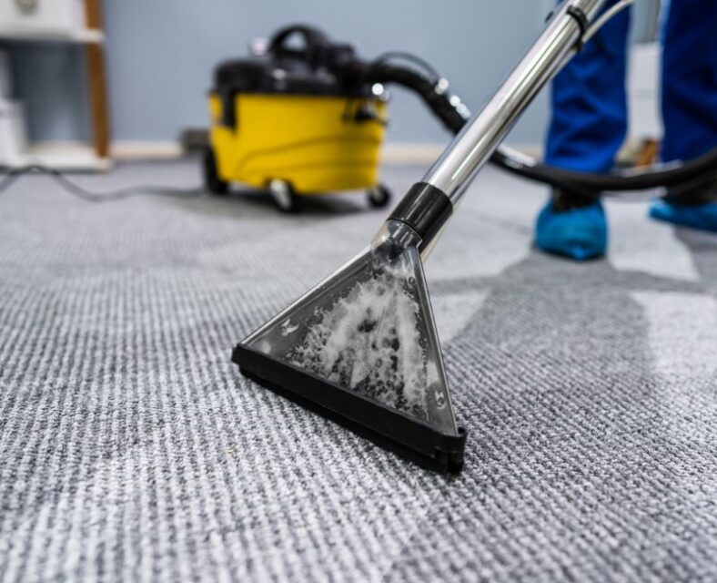 Benefits Of Using A Wet And Dry Vacuum Cleaner For Cleaning Up After DIY Projects